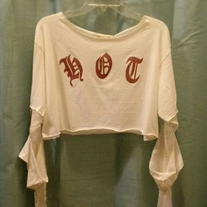 NWT "HOT" white cotton crop top LS